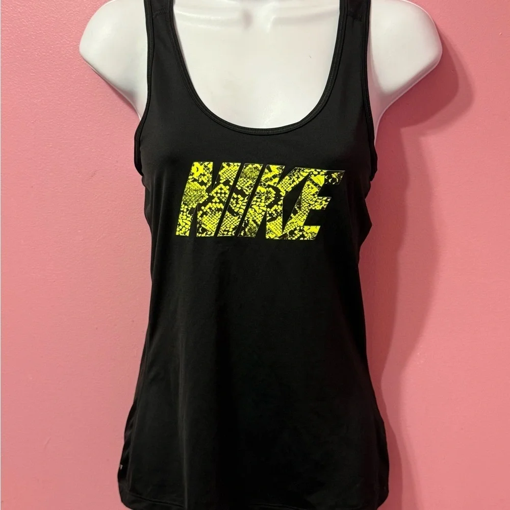 Nike Women's Black and Yellow Graphic Tank Top size S